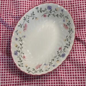Johnson Brothers Summer Chintz Oval Serving Bowl 9” x 7” Like New Condition